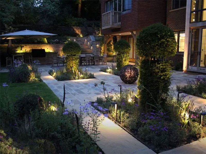 7.-Ide-Design-Lighting-untuk-Taman-di-Rumah Lighting untuk Taman